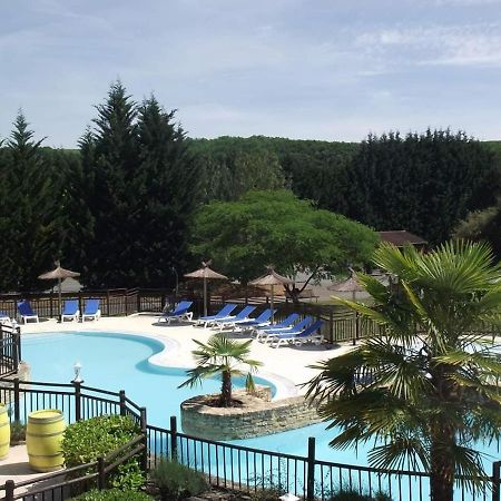 Domaine De Guillalmes Hotel Fumel Екстериор снимка