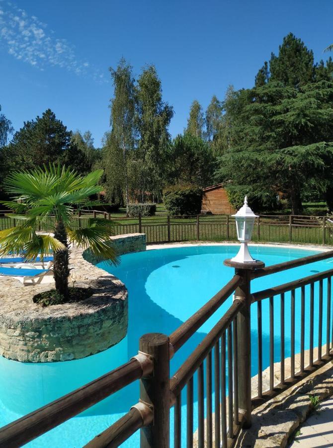 Domaine De Guillalmes Hotel Fumel Екстериор снимка